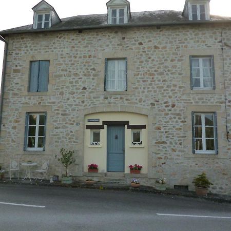 Bed and Breakfast L'Ancienne Maison à Treignac Extérieur photo