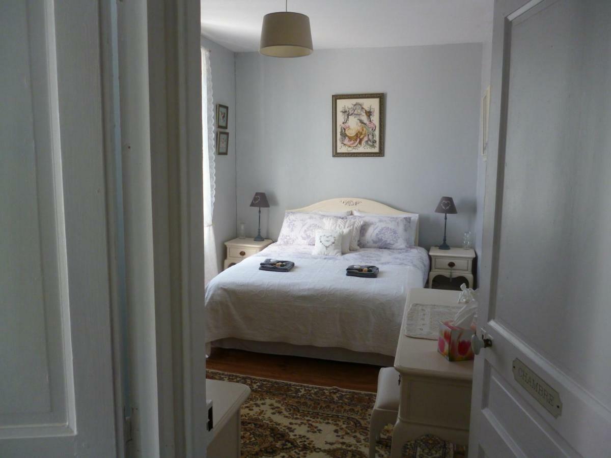 Bed and Breakfast L'Ancienne Maison à Treignac Extérieur photo